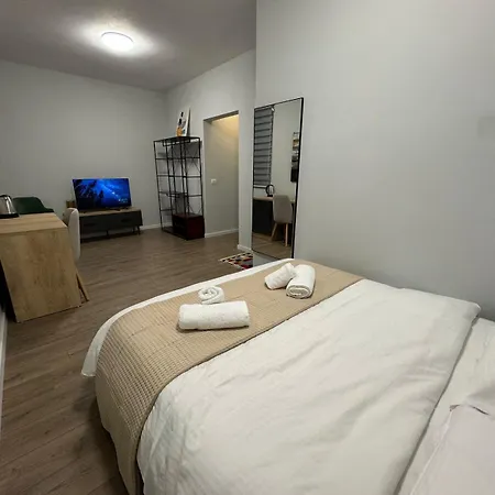 Avenue 02 Aparthotel